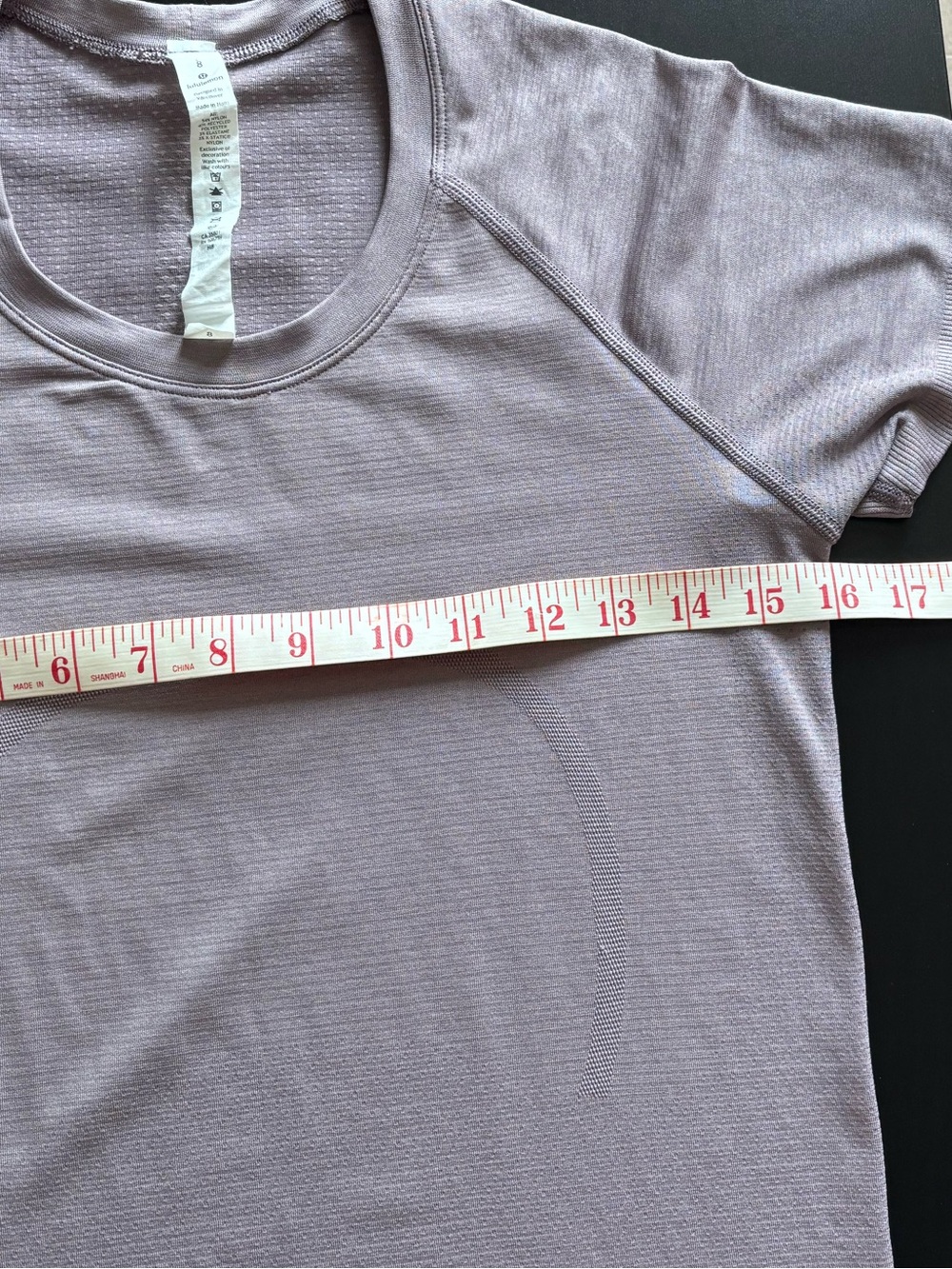 Lululemon Swiftly Tech Short Sleeve 2.0 in Violet Verbena - Picture 9 of 10